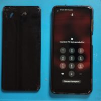 Schermo rotto riparazione smartphone